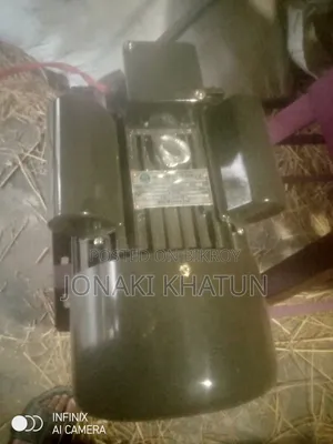 Cow straw cutting machine