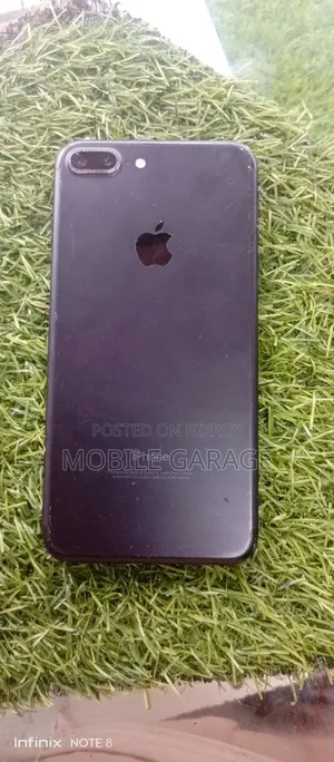 Apple iPhone 7 Plus 128 GB Black