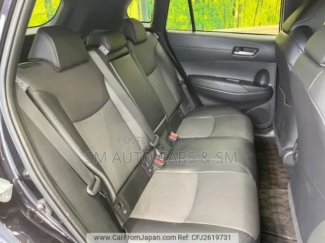 টয়োটা করোলা ক্রস ২০২৪ কালো