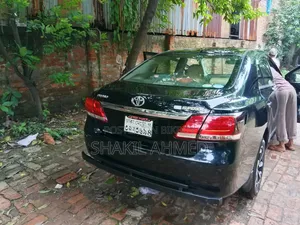 Toyota Premio 2016 Black