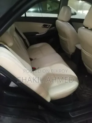 Toyota Premio 2016 Black