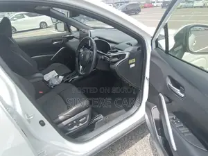 Toyota Corolla Cross 2024 Pearl