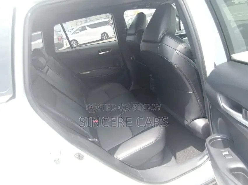 Toyota Corolla Cross 2024 Pearl