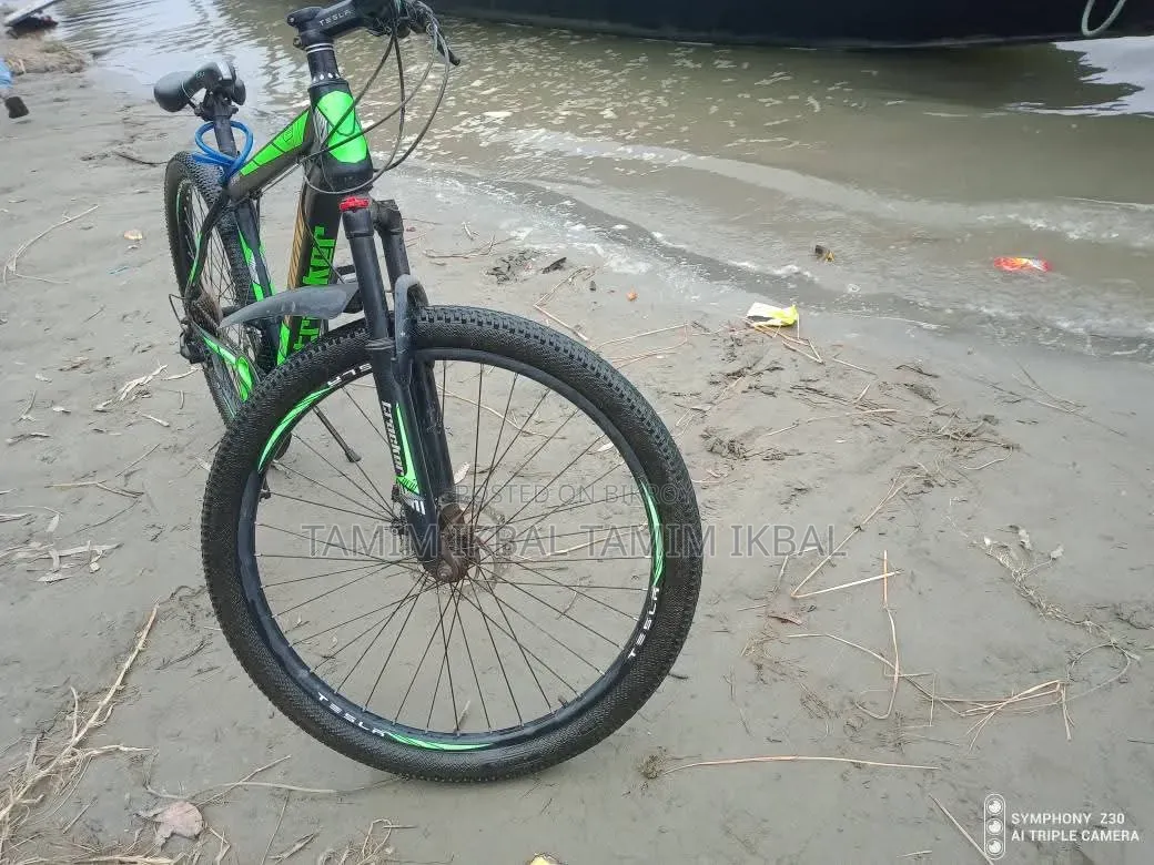 Gear cycle for sale, in perfect running condition with no issues.