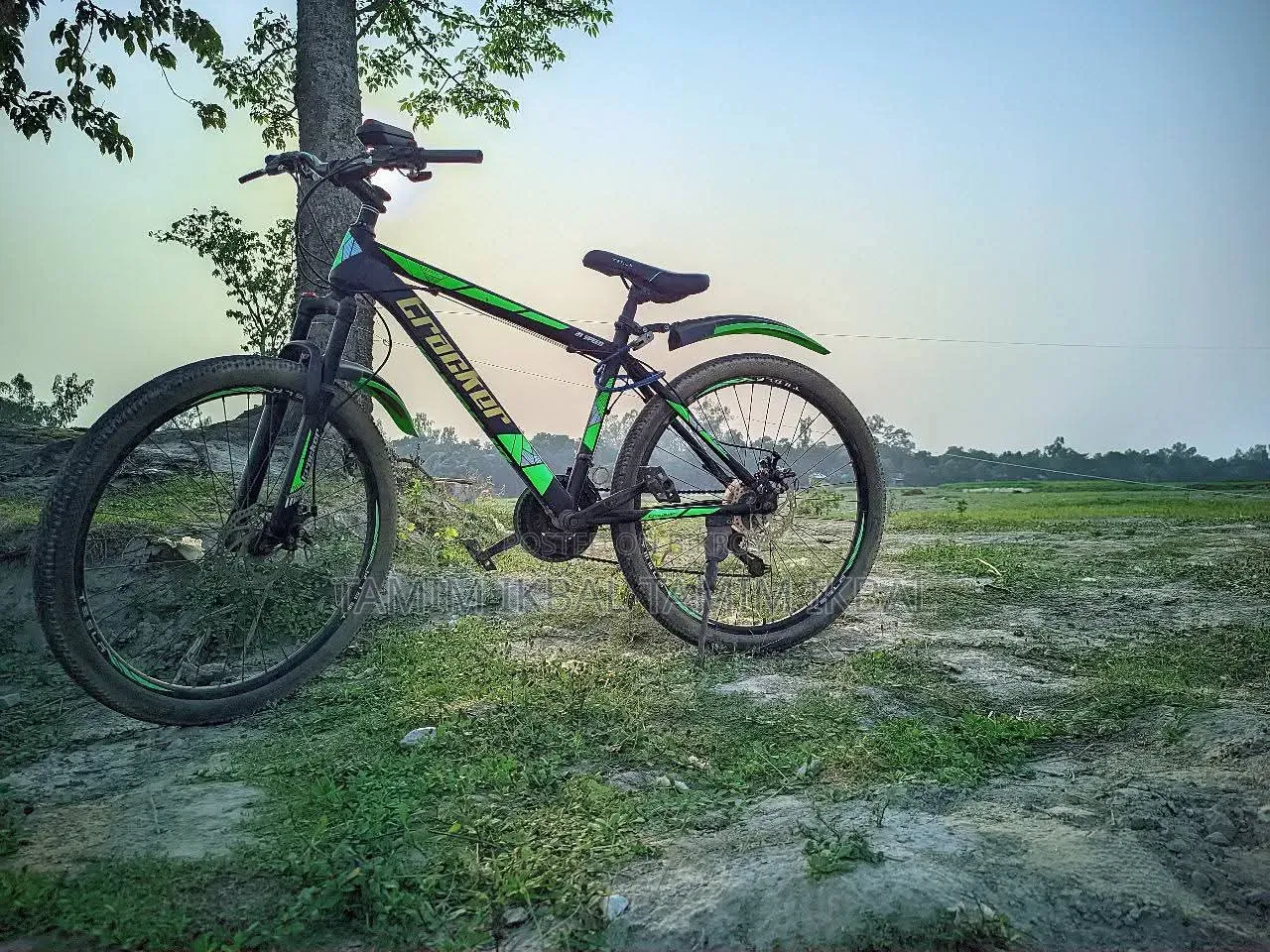 Gear cycle for sale, in perfect running condition with no issues.