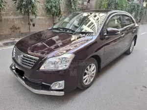 Toyota Premio 2015 Maroon