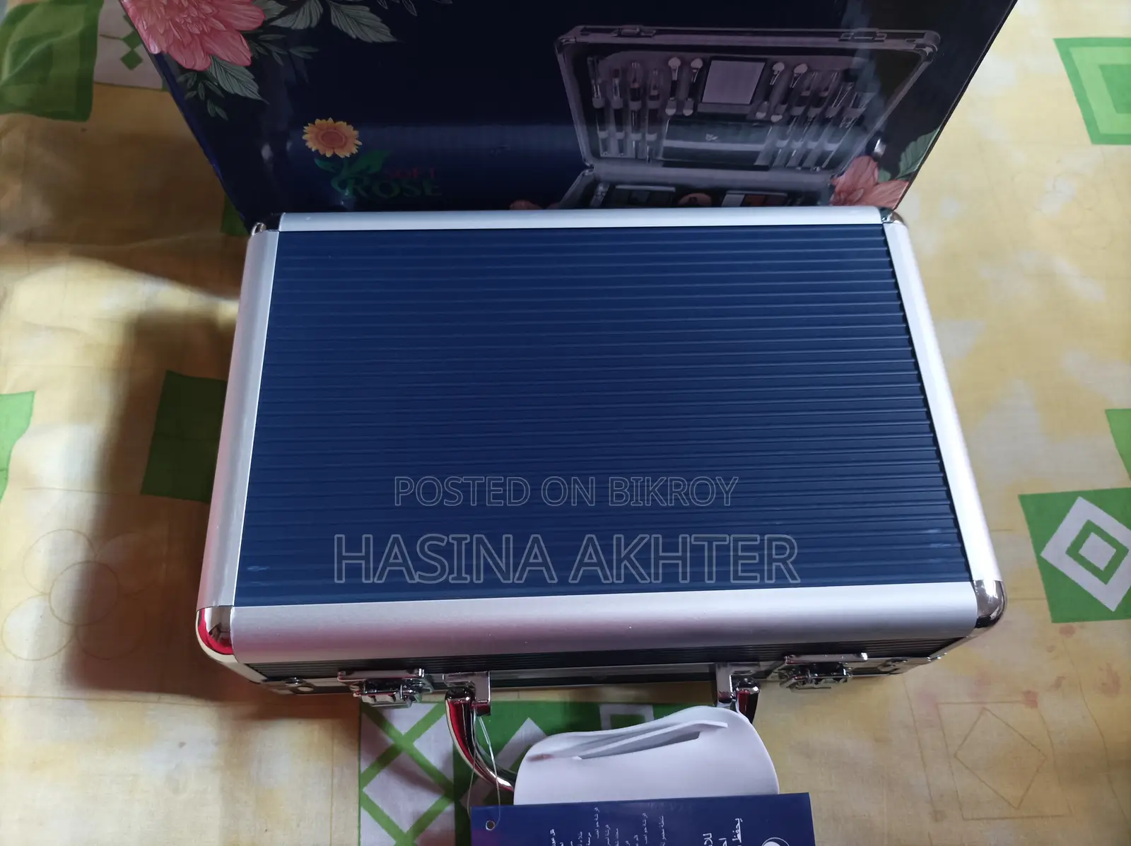 অল ইন ওয়ান মেকআপ বক্স