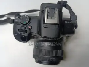 Canon EOS R50 Mirrorless Camera (18-45mm Lens)