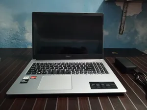 Laptop Acer Aspire 3 12GB AMD Ryzen HDD+SSD 1.5TB