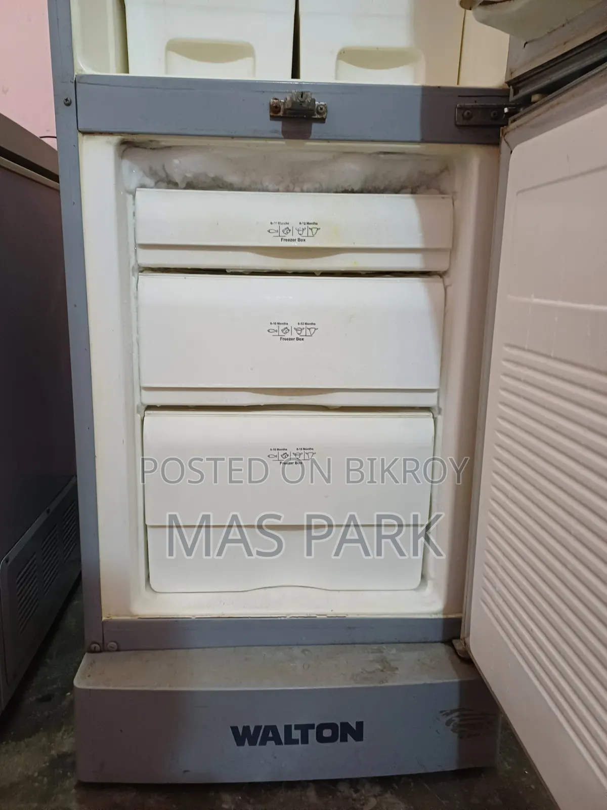 Walton Refrigerator