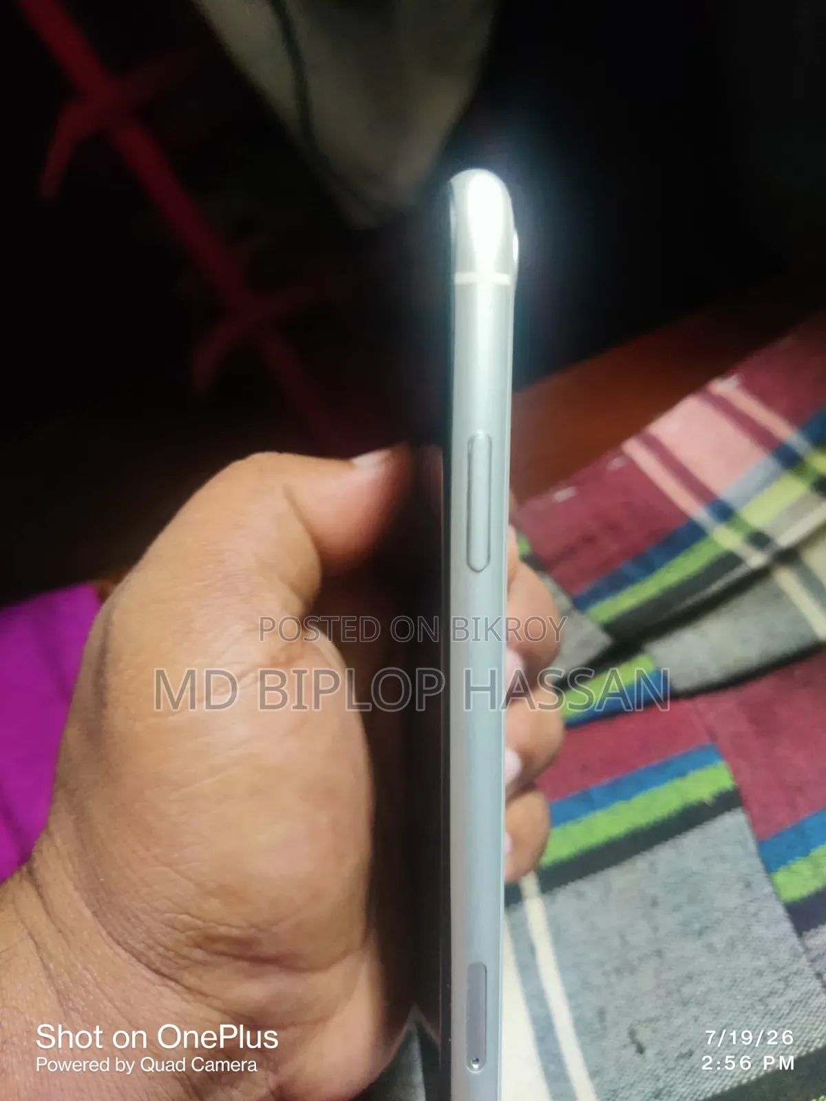 অ্যাপল আইফোন এক্সআর ৬৪ জিবি হোয়াইট