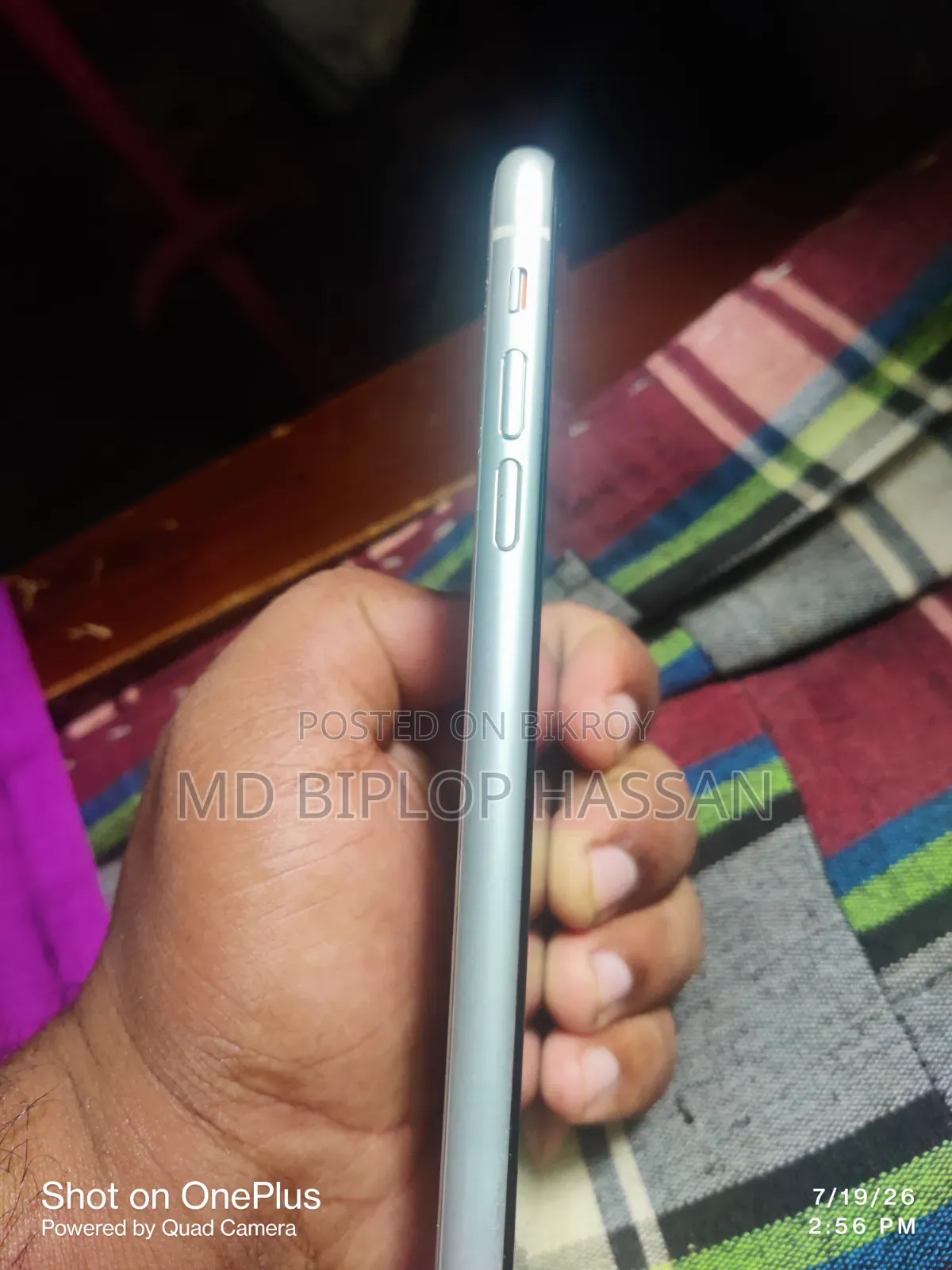অ্যাপল আইফোন এক্সআর ৬৪ জিবি হোয়াইট