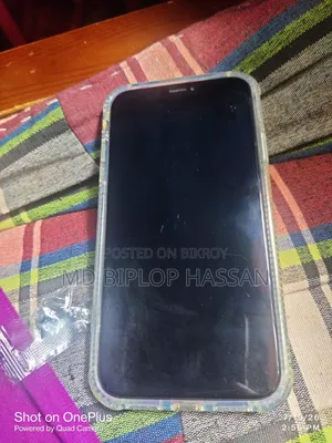 অ্যাপল আইফোন এক্সআর ৬৪ জিবি হোয়াইট