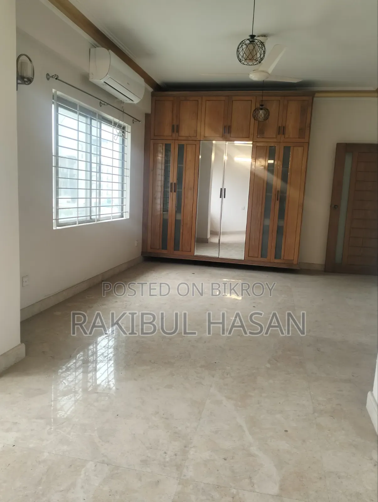 গুলশানে ভাড়ার জন্য ফার্নিশড ৩ বেডরুমের অ্যাপার্টমেন্ট