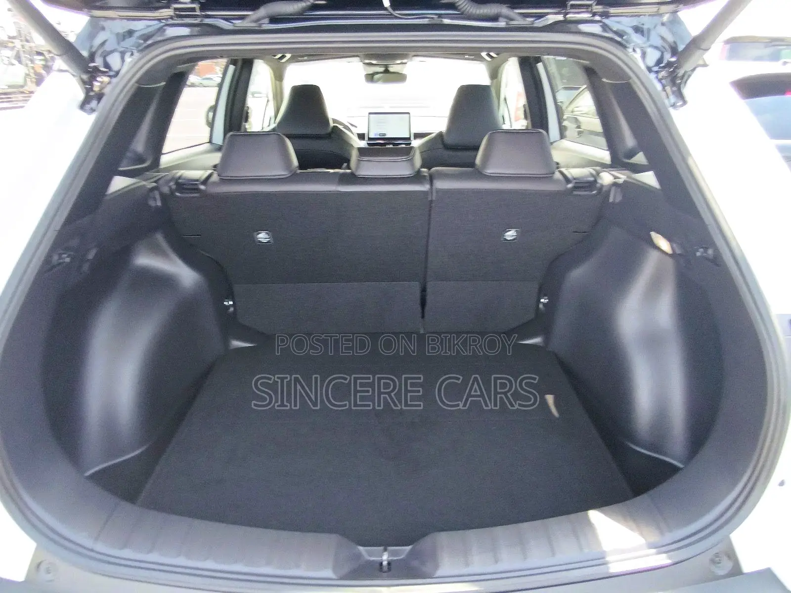 Toyota Corolla Cross 2024 Pearl