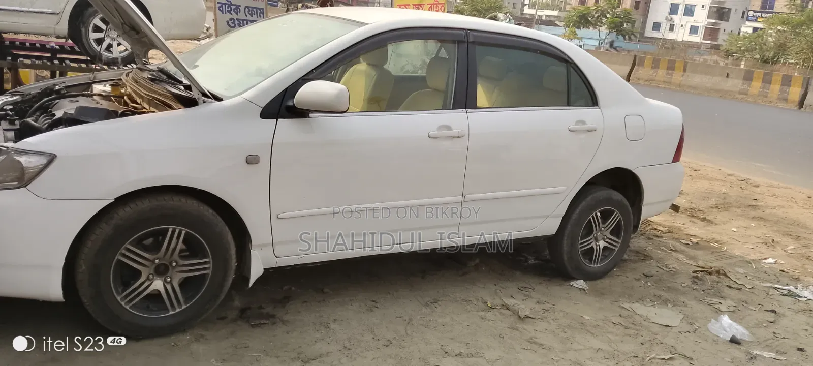 Toyota Corolla 2004 White