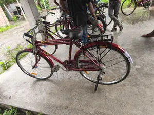 ব্যবহৃত কিন্তু নতুন কন্ডিশনের সাইকেল
