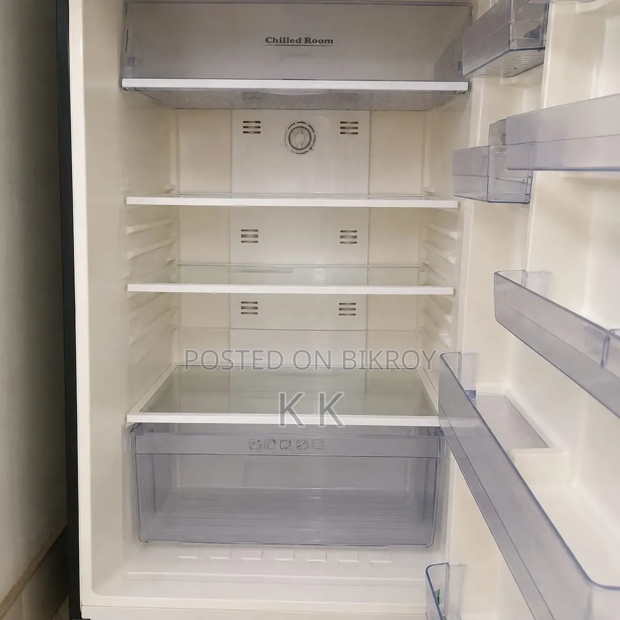 Walton 386 Liter Refrigerator for sale