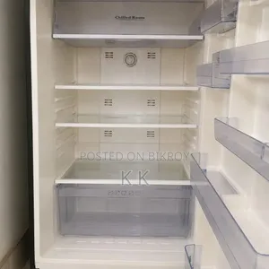 Walton 386 Liter Refrigerator for sale