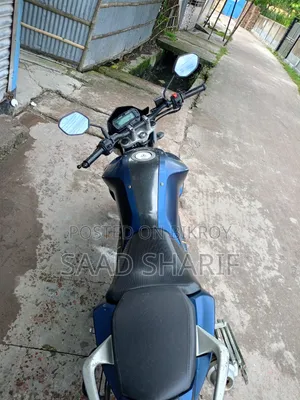 ইয়ামাহা এফজেড ২০১৮ ব্লু