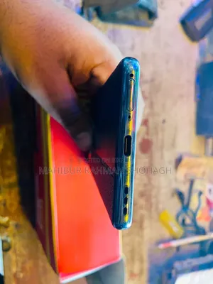 অপ্পো এফ২৭ প্রো প্লাস ২৫৬ জিবি ব্লু