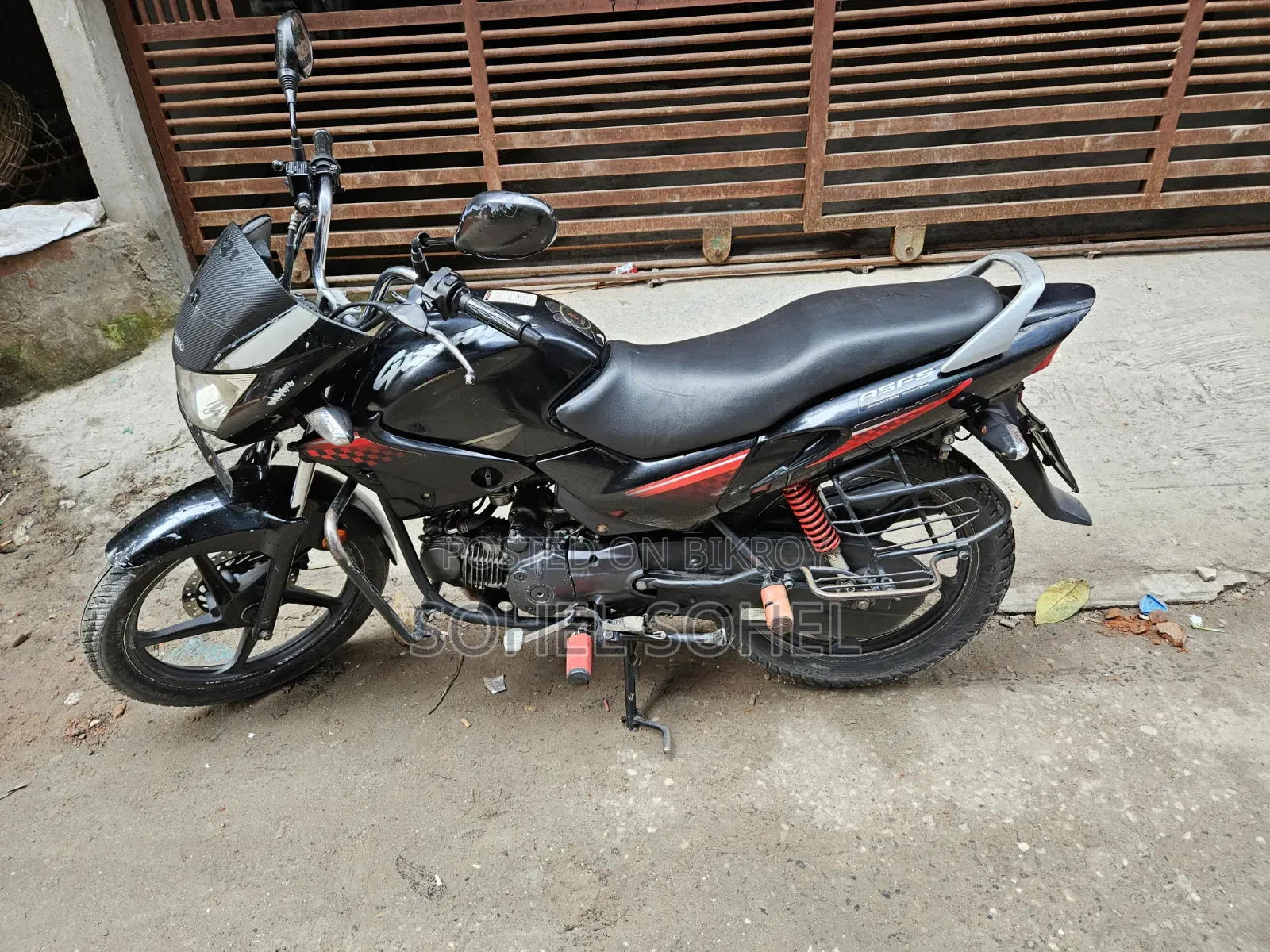 Hero Glamour 2015 Black
