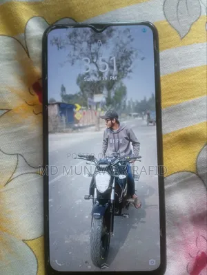 Vivo Y22s 128 GB