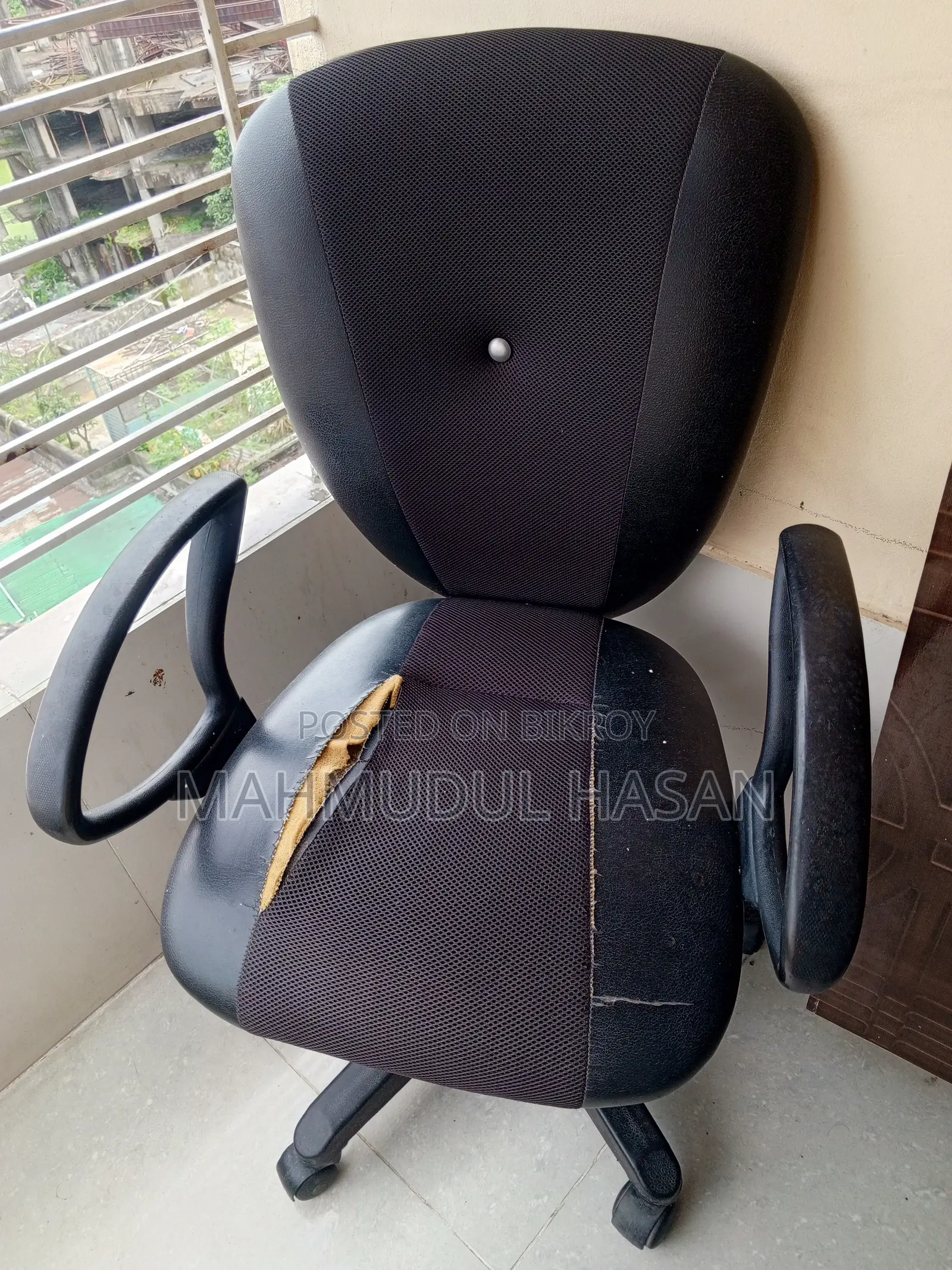 Executive Chair