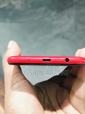 Samsung A10 32 GB Red