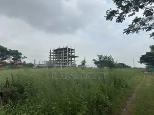 ব্লক-এন, ৩ কাঠা, ৩৬০০ সিরিয়াল, জরুরি বিক্রয় বসুন্ধরা আর/এ