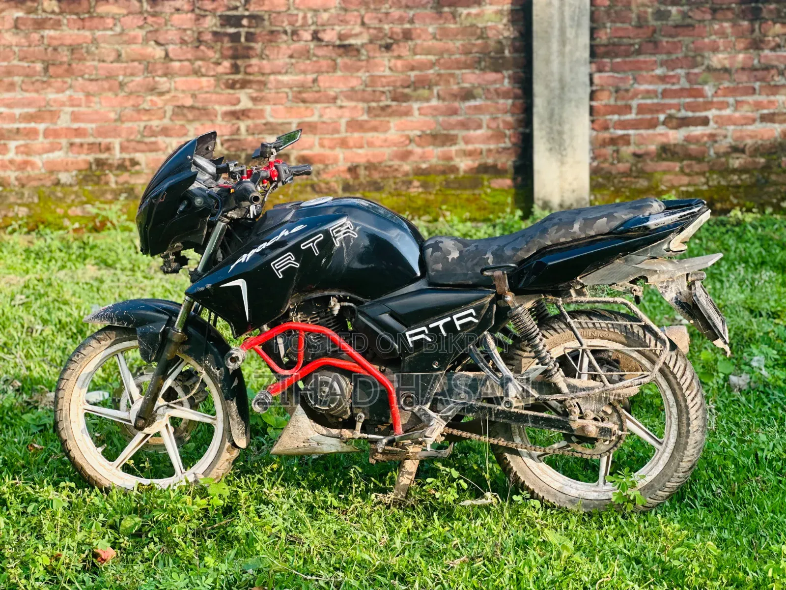 TVS Apache RTR 160 2V 2023 Black