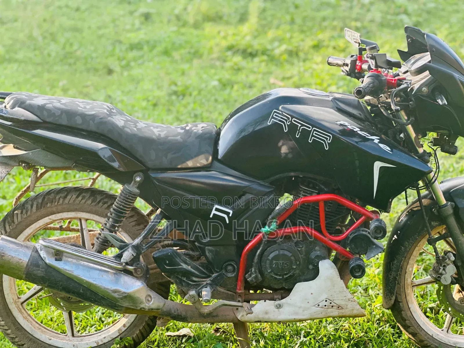 TVS Apache RTR 160 2V 2023 Black