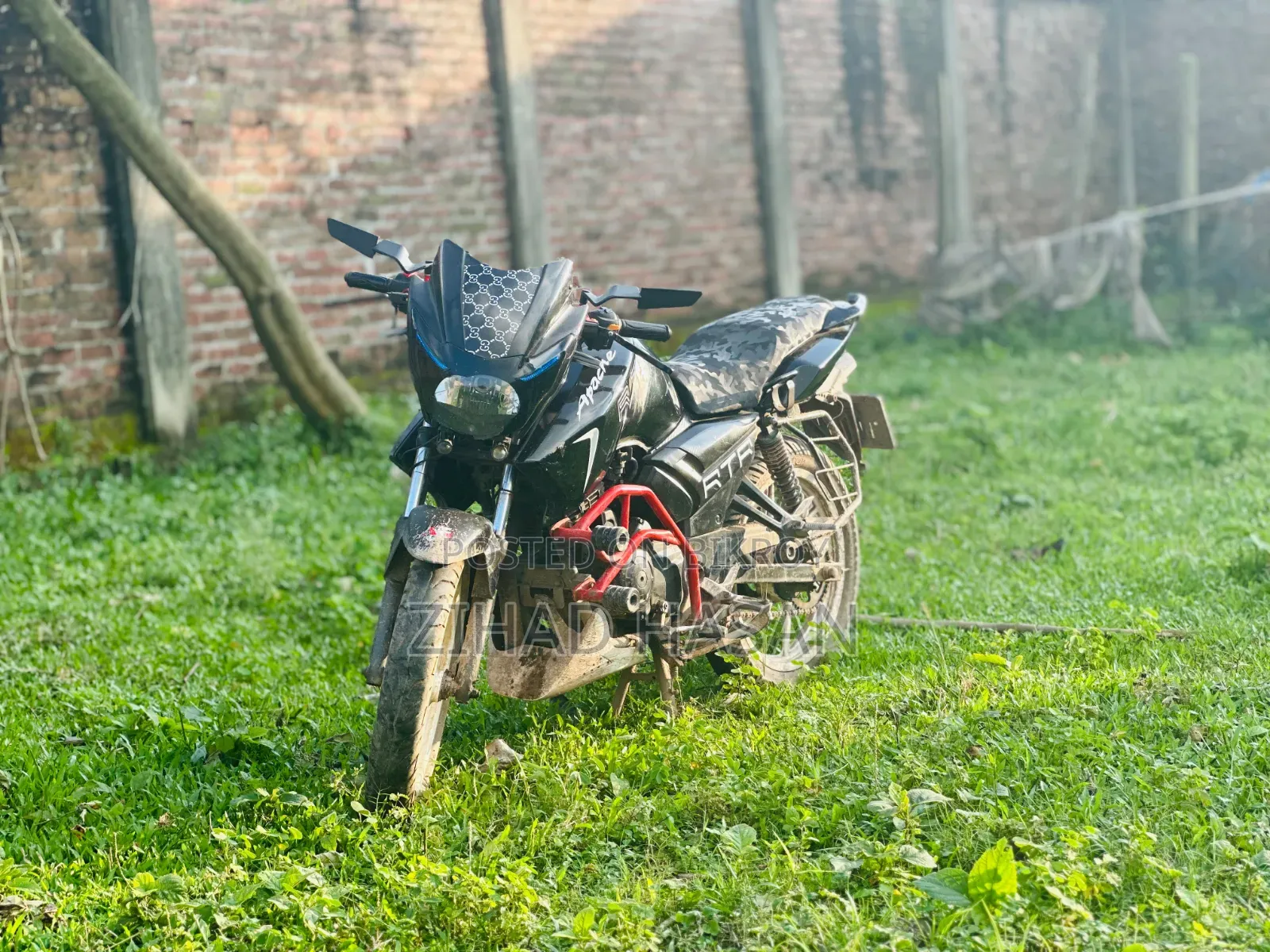 TVS Apache RTR 160 2V 2023 Black