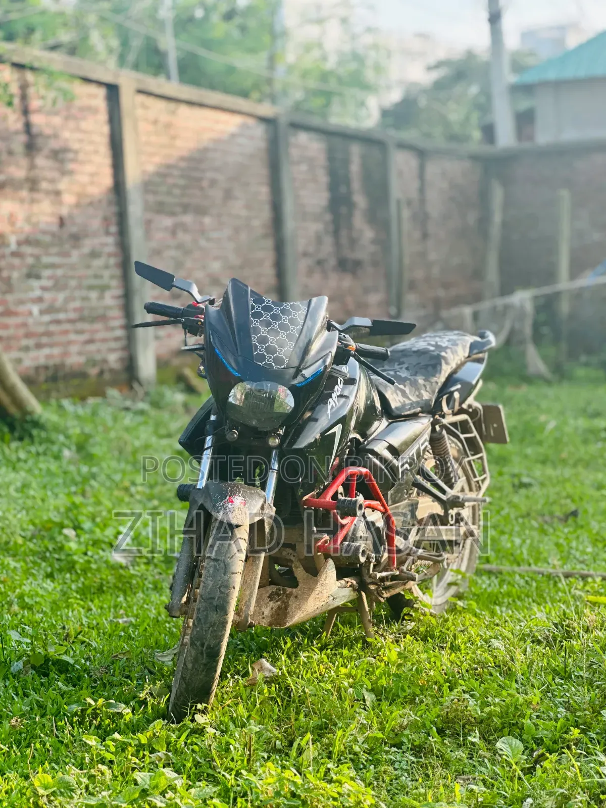 TVS Apache RTR 160 2V 2023 Black