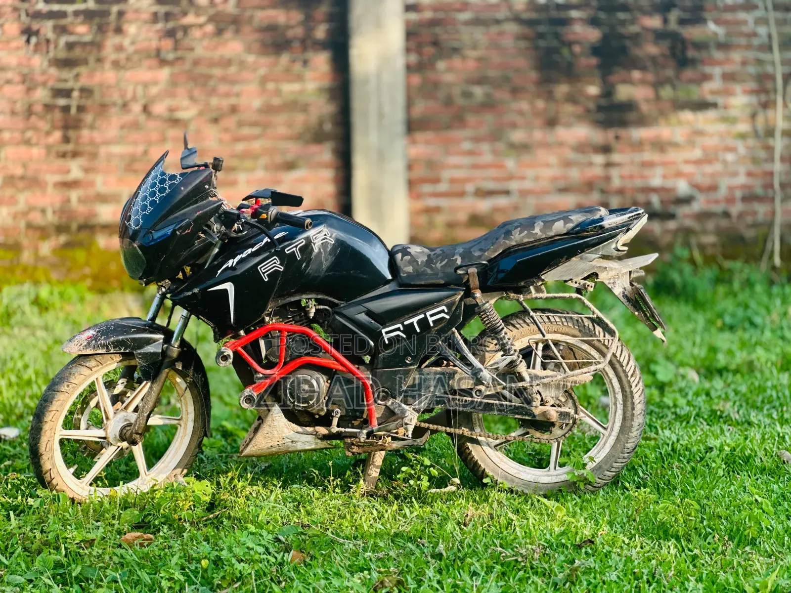 TVS Apache RTR 160 2V 2023 Black