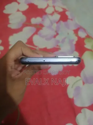 Vivo Y21 128 GB Blue