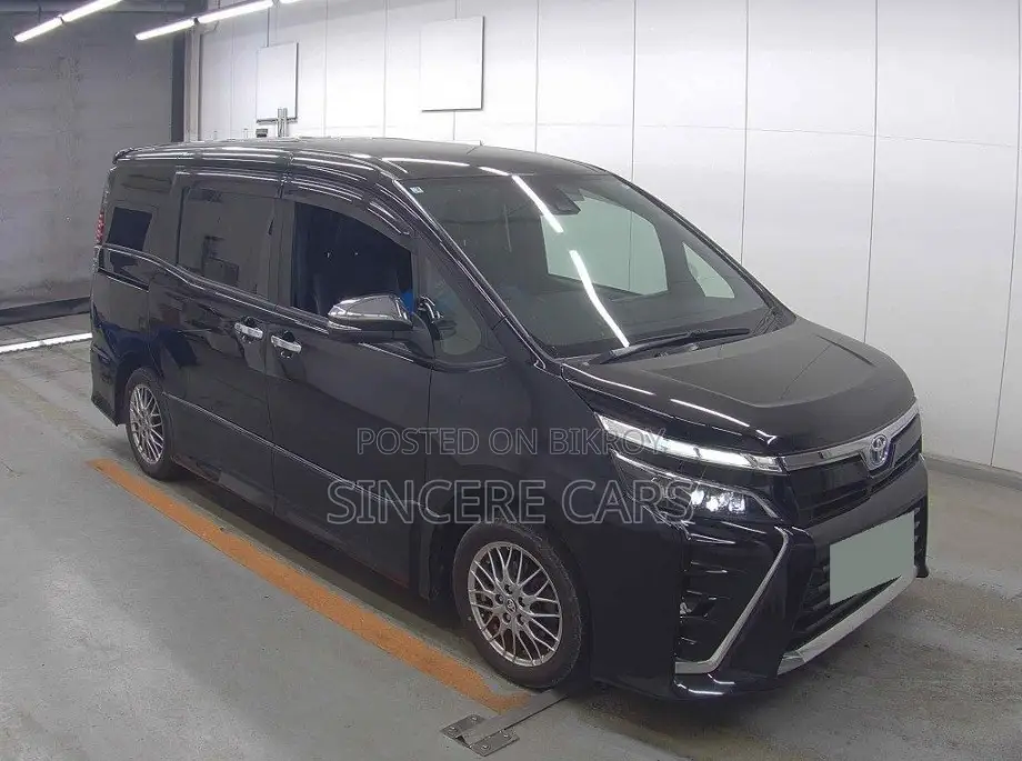 Toyota Voxy 2021 Black