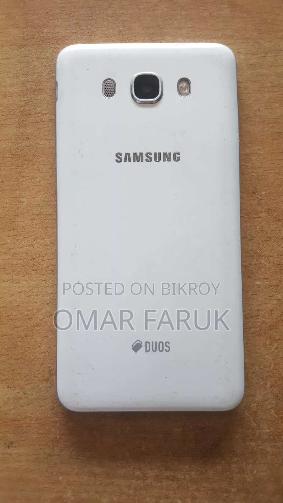 Samsung Galaxy J7 16 GB White