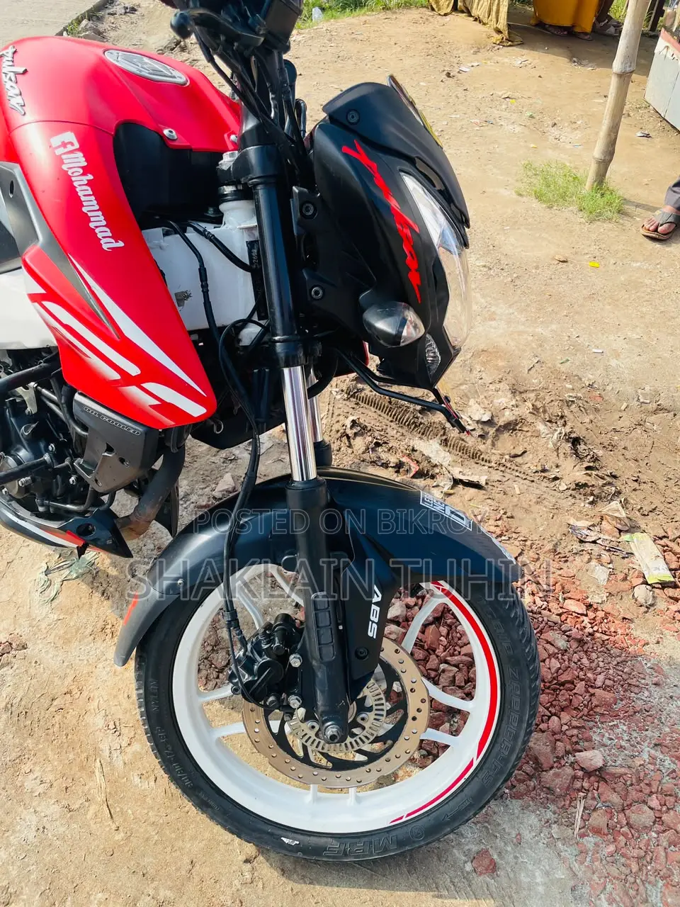 Bajaj Pulsar NS 160 2022 Red
