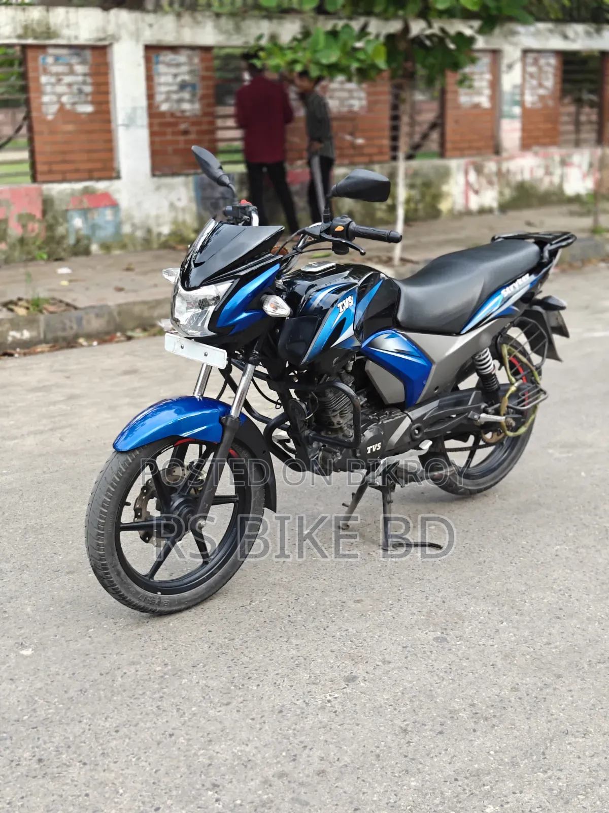 টিভিএস স্ট্রাইকার ১২৫ ২০২২ নীল