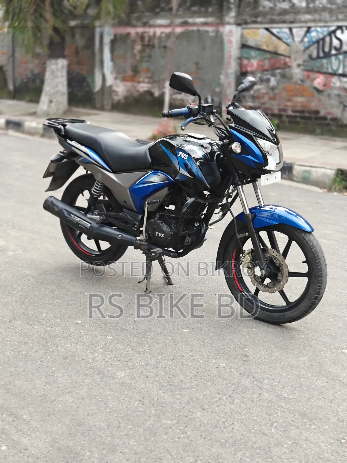 টিভিএস স্ট্রাইকার ১২৫ ২০২২ নীল