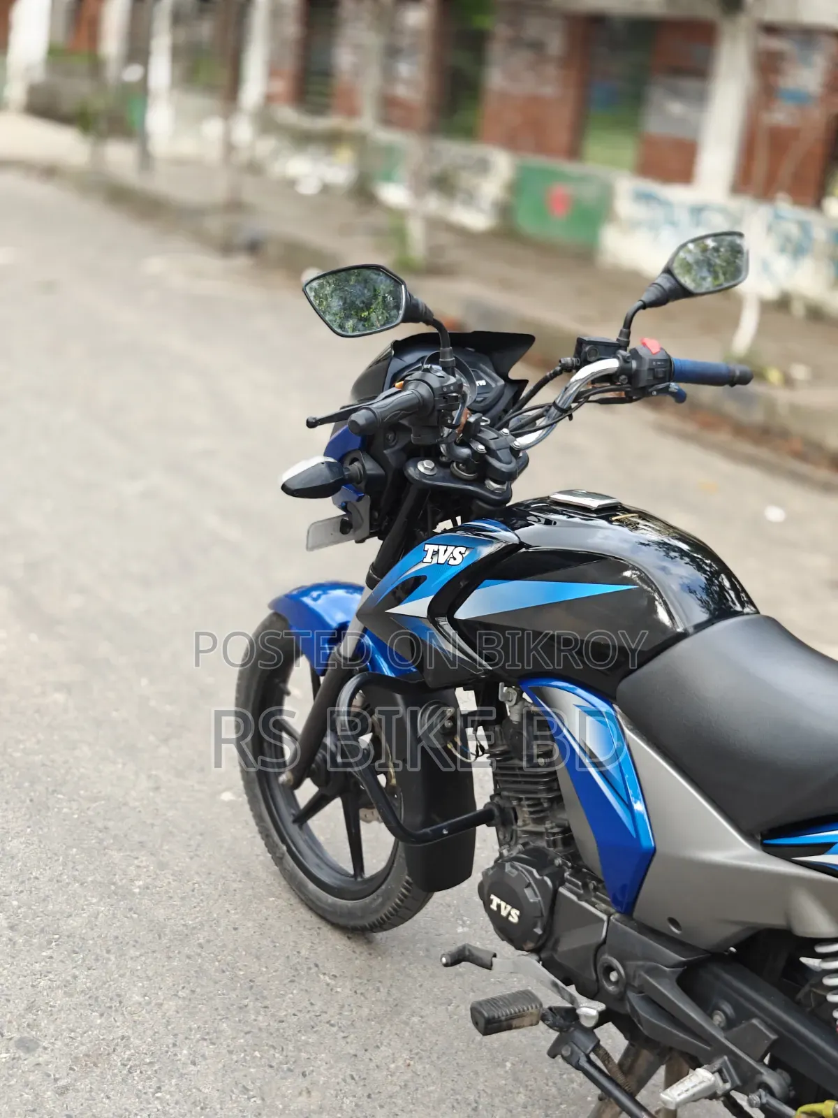 টিভিএস স্ট্রাইকার ১২৫ ২০২২ নীল