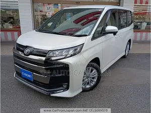 Toyota Noah 2022 Pearl
