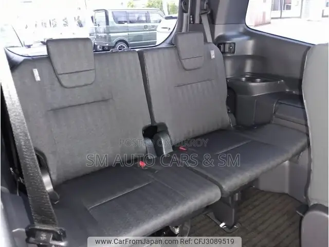Toyota Noah 2022 Pearl
