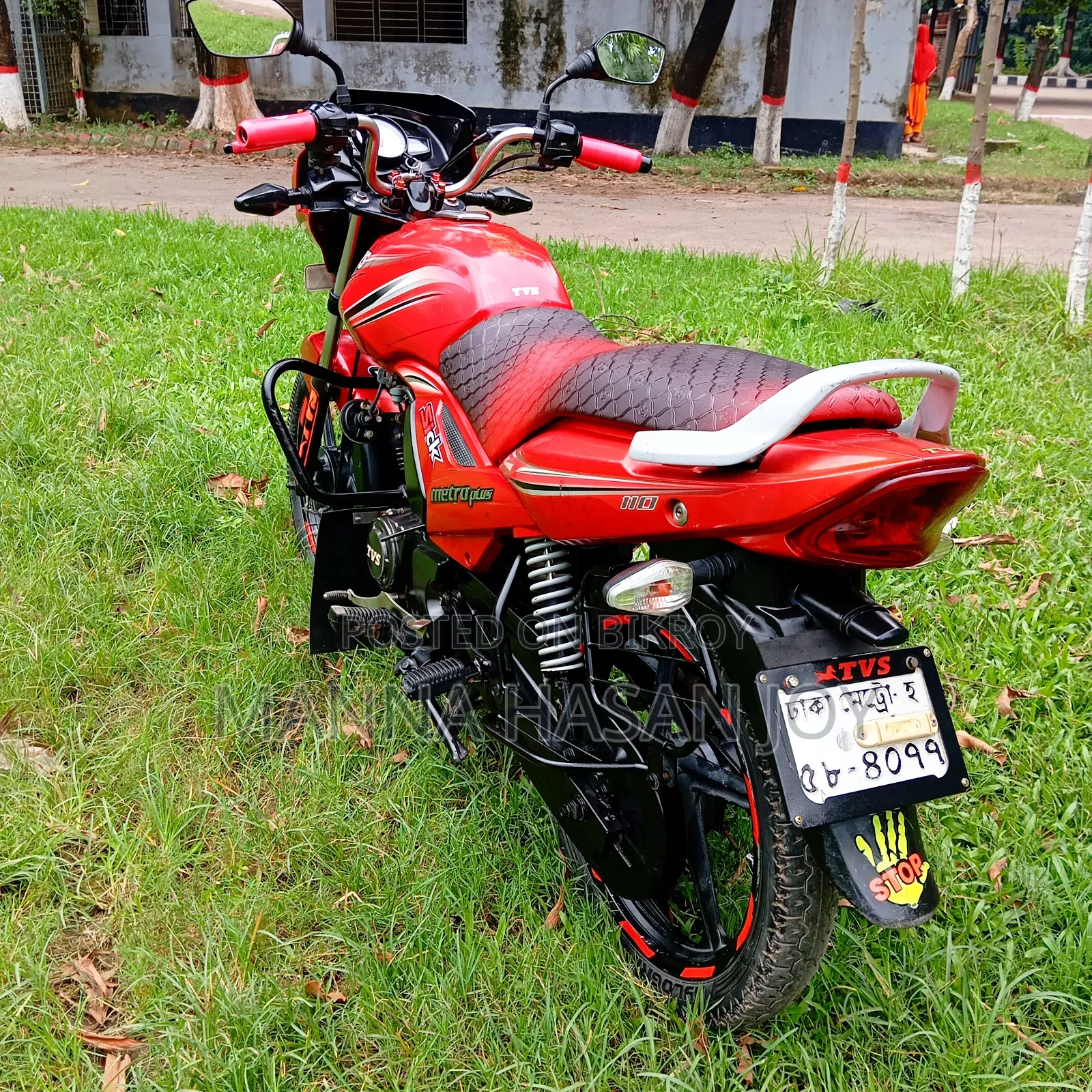 টিভিএস মেট্রো প্লাস ২০১৯ লাল