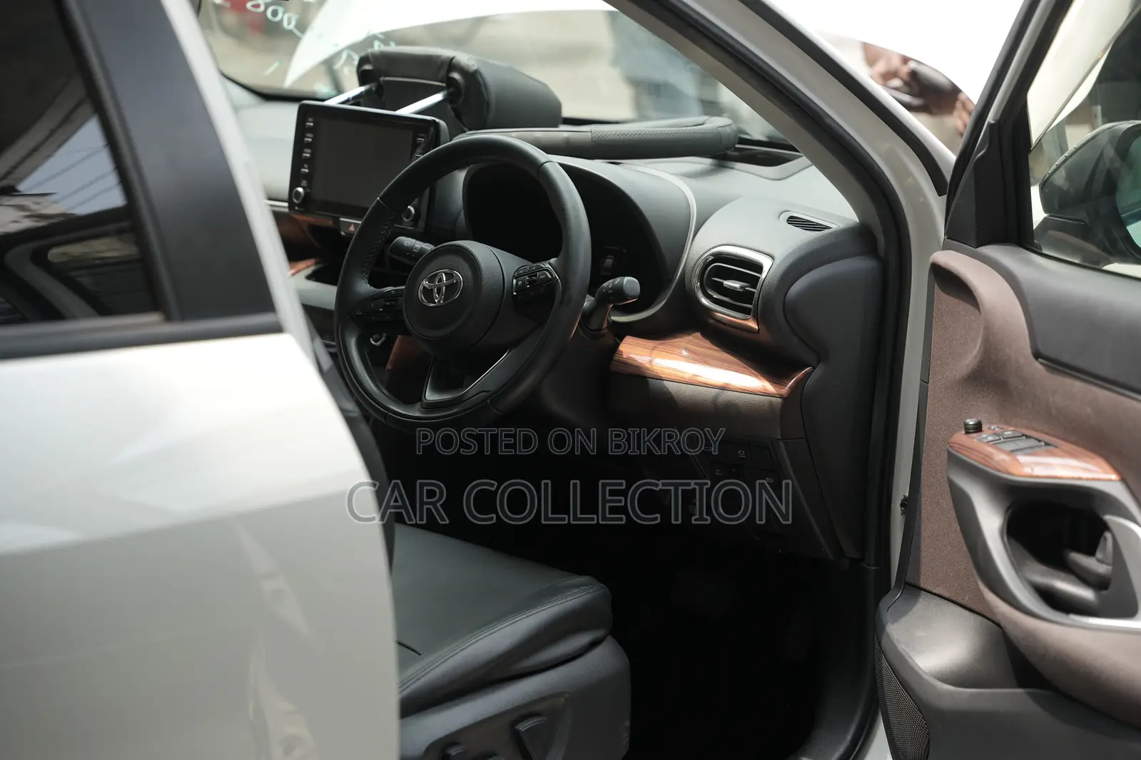 Toyota Corolla 2021 Pearl