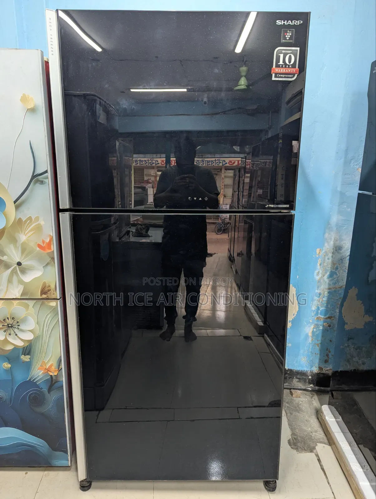 Sharp Black Colour Glass Door Inverter Fridge 660 Ltr.