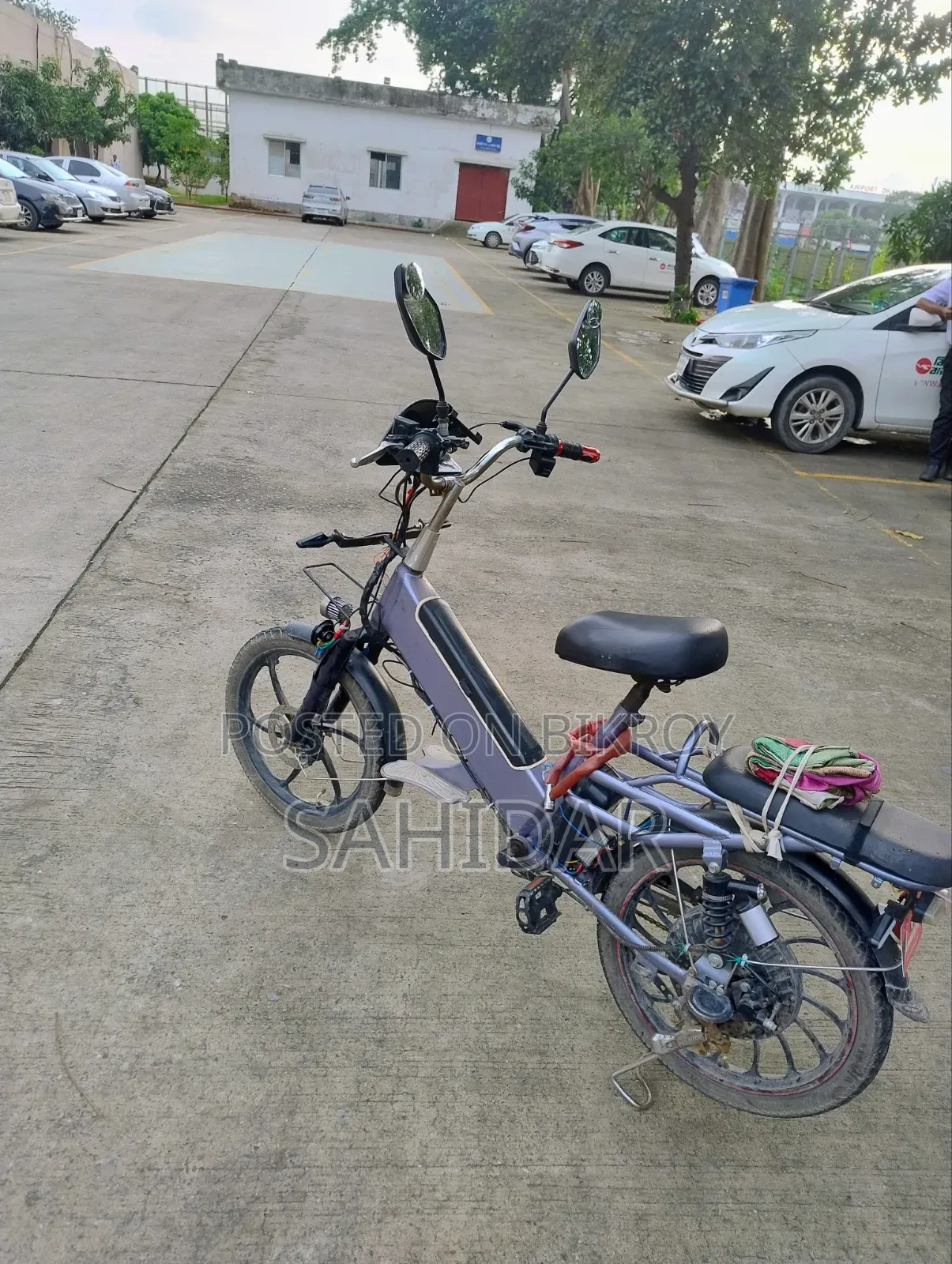 Hyosung 2024 Gray