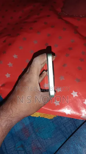 Realme 4 GB Blue