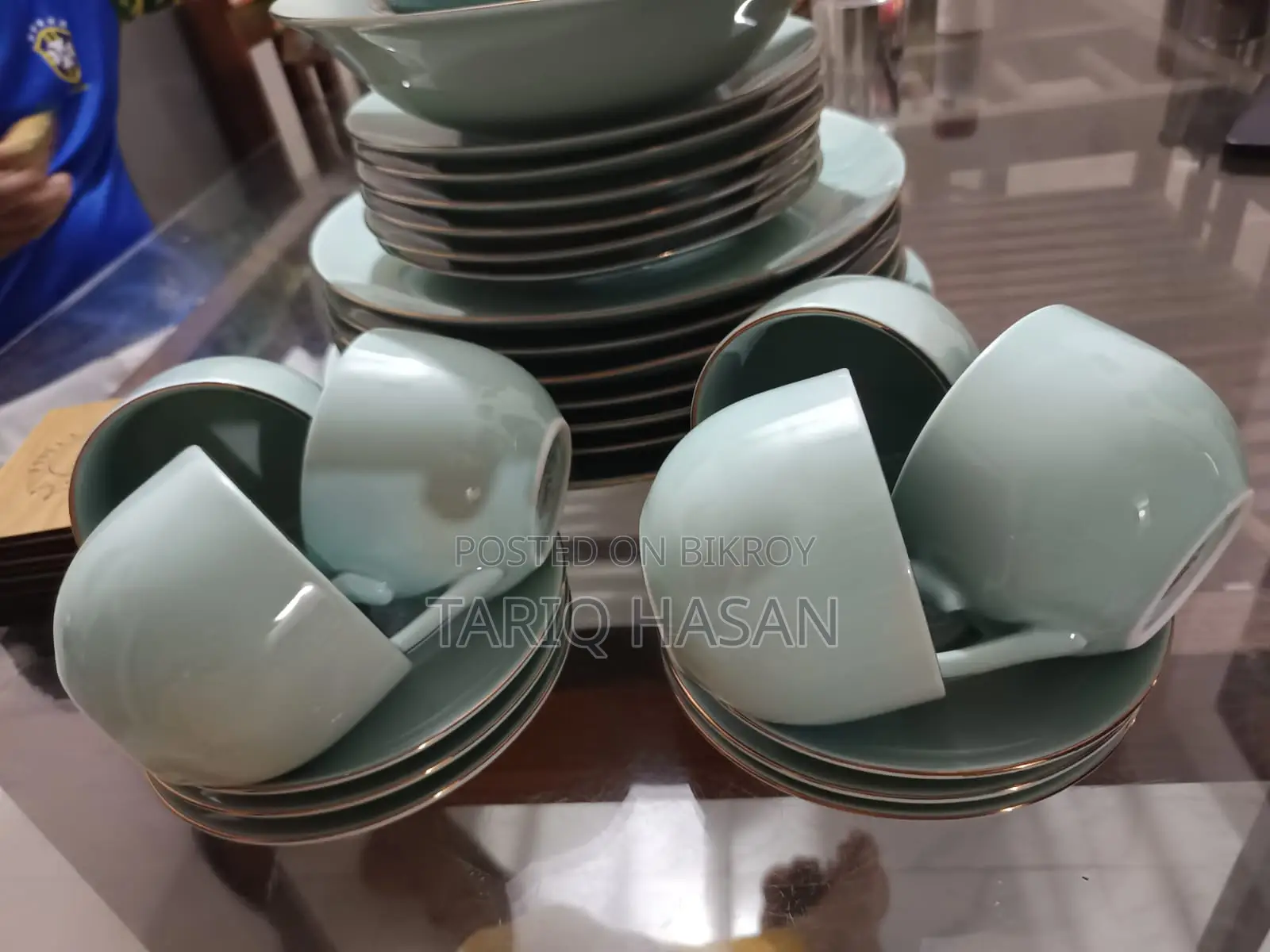 Brand New 32-Piece Premium Ceramic Dinner Set | Pear Green | Never Used